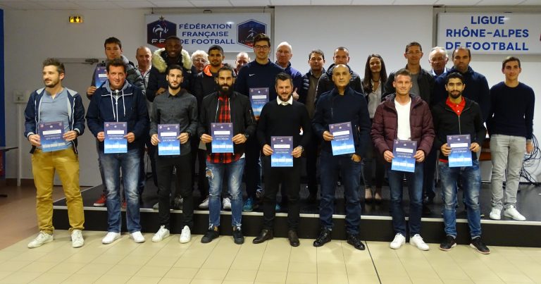 Remise Des Diplômes Bef Bmf Promotions 2016 2017 Ligue Auvergne Rhône Alpes De Football 0033